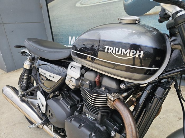 2019 Triumph SPEED TWIN Silver