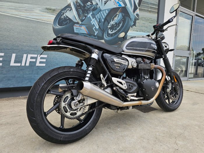2019 Triumph SPEED TWIN Silver