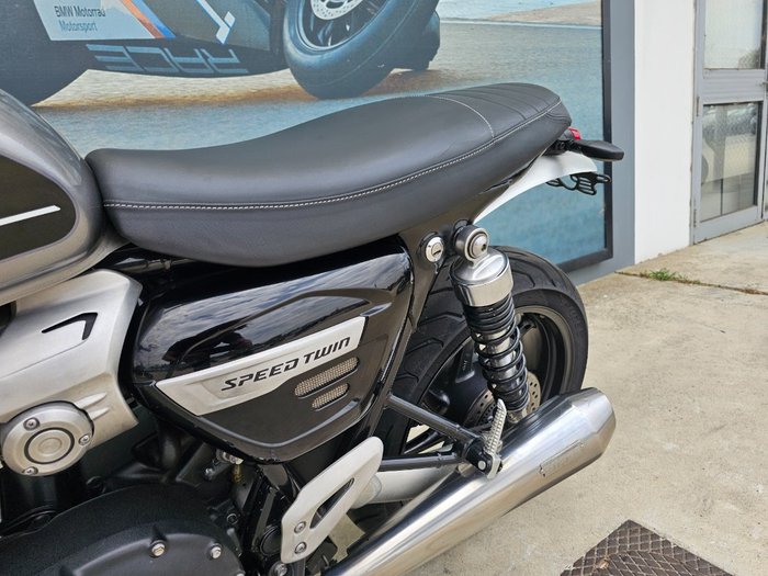 2019 Triumph SPEED TWIN Silver