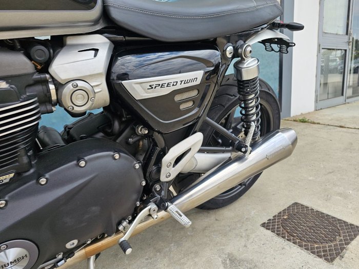 2019 Triumph SPEED TWIN Silver