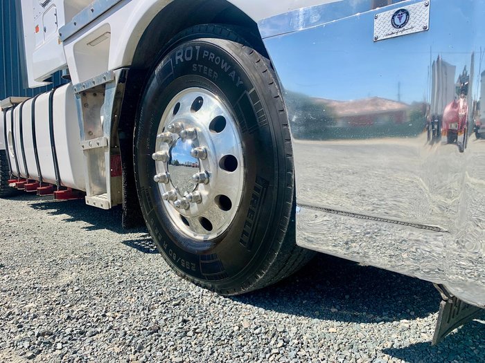 2017 Kenworth K200 Big Cab 130T Gcm (Recent Engine Rebuild) with PTO & Hydraulics White