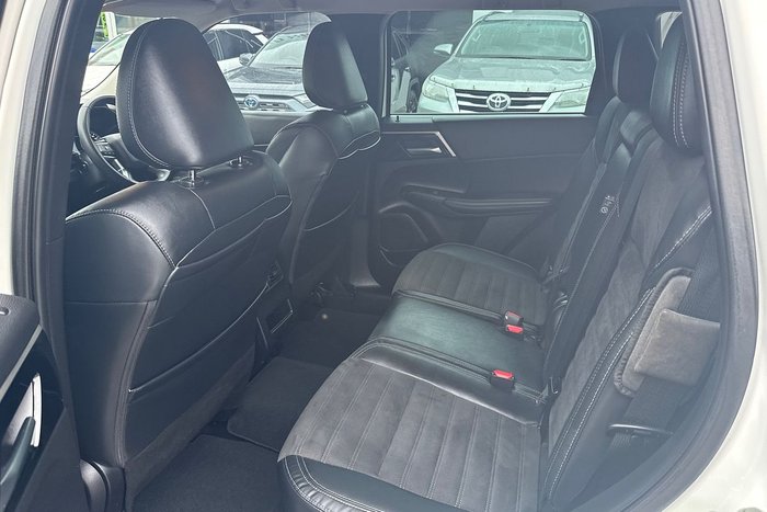 2023 Mitsubishi Outlander Aspire