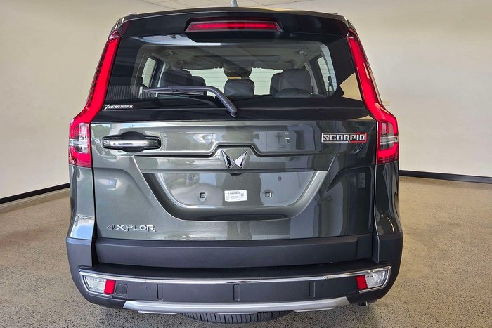 2025 Mahindra Scorpio Z8L