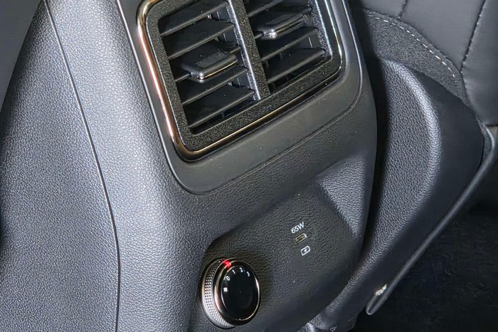 2025 Mahindra Scorpio Z8L