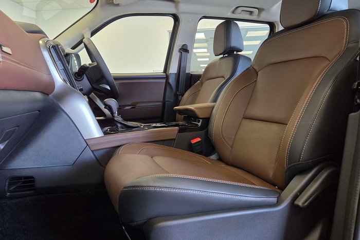 2025 Mahindra Scorpio Z8L