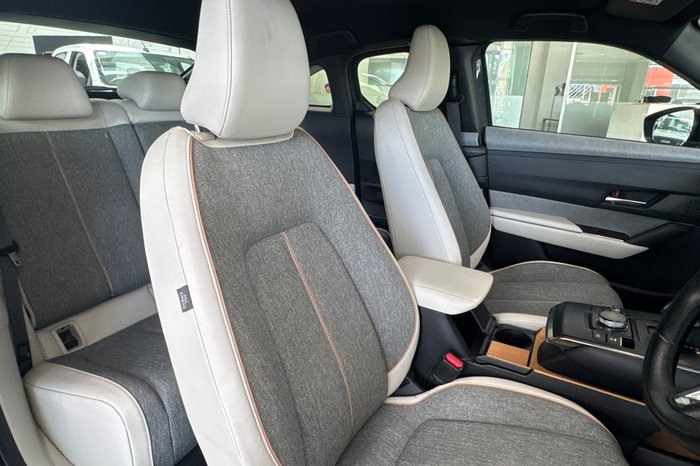 2021 Mazda MX-30 G20e Touring