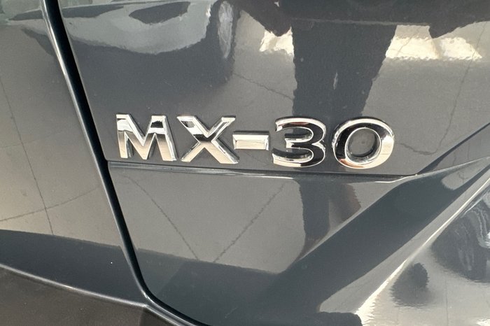 2021 Mazda MX-30 G20e Touring