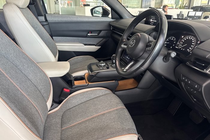 2021 Mazda MX-30 G20e Touring