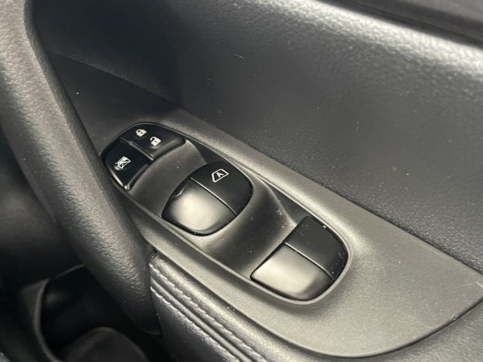 2020 Nissan X-TRAIL ST-L