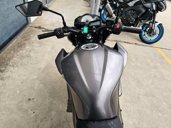 2017 Kawasaki Z300 GREY