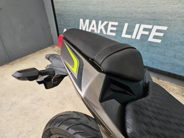 2017 Kawasaki Z300 GREY