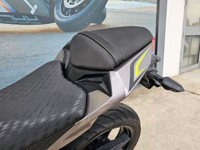 2017 Kawasaki Z300 GREY