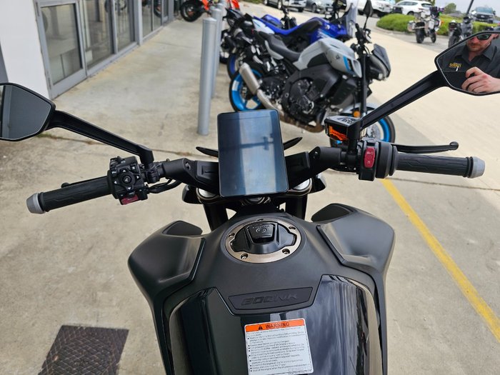 2023 CFMOTO NK ADVANCE Black