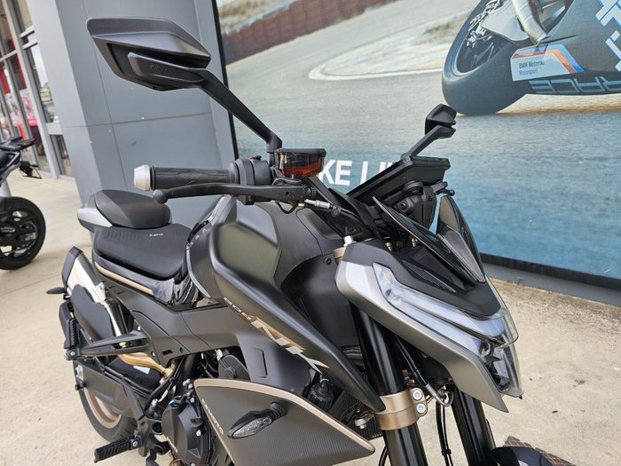 2023 CFMOTO NK ADVANCE Black