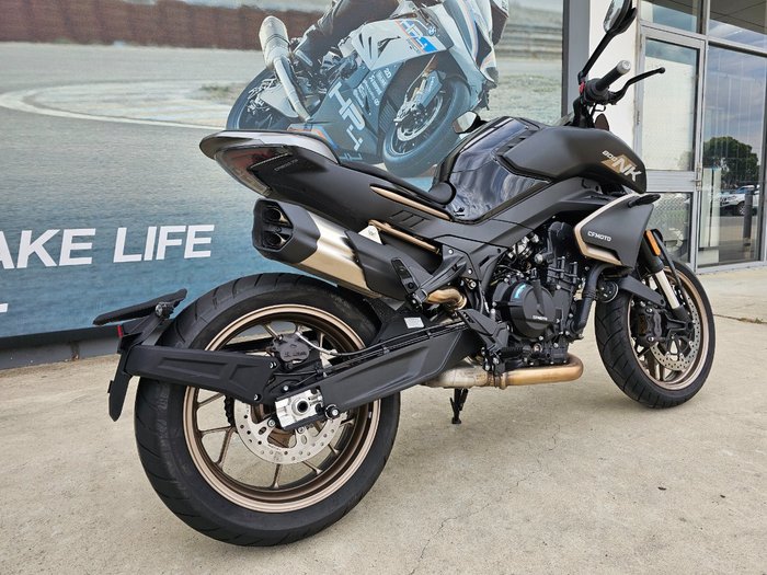 2023 CFMOTO NK ADVANCE Black