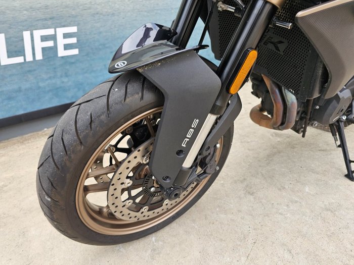 2023 CFMOTO NK ADVANCE Black