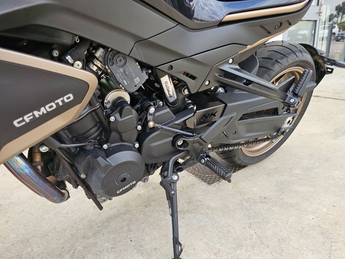 2023 CFMOTO NK ADVANCE Black