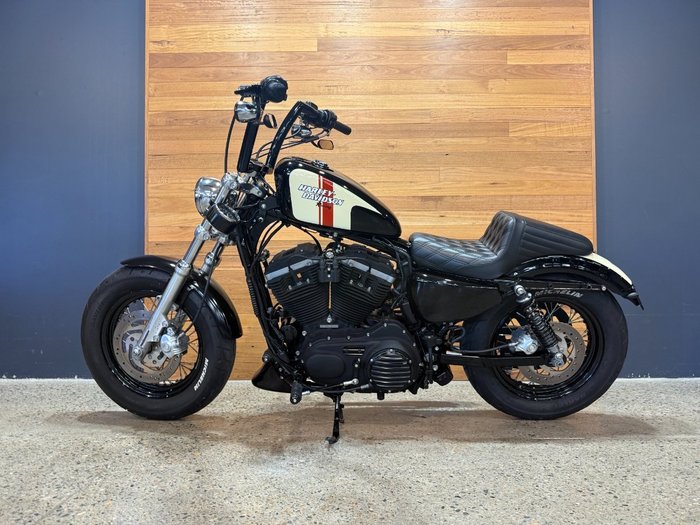 2012 Harley-davidson XL1200C 1200 CUSTOM Black