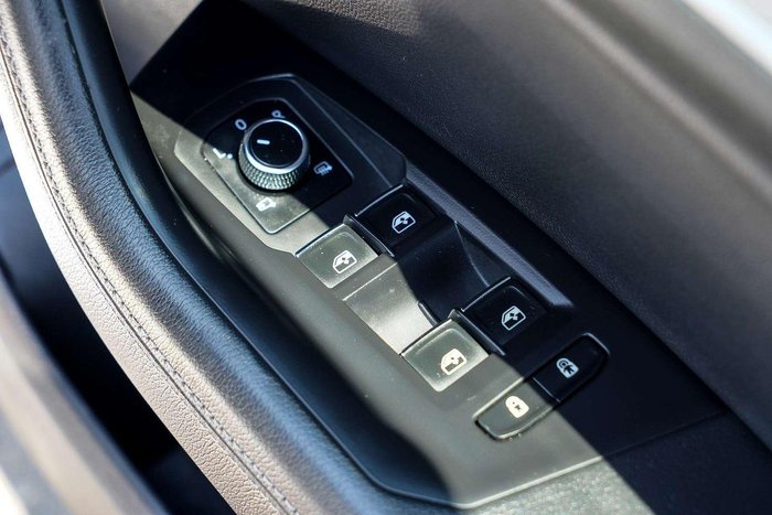 2020 Volkswagen Touareg 210TDI R-Line