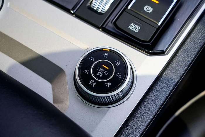 2020 Volkswagen Touareg 210TDI R-Line