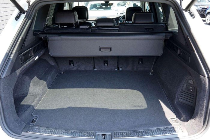 2021 Volkswagen Touareg 210TDI R-Line