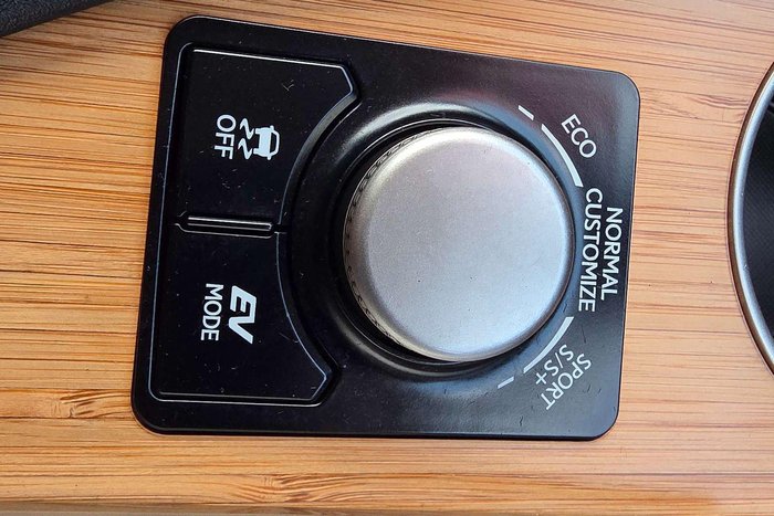 2016 Lexus RX 450h Sports Luxury GYL25R 4X4 On Demand Gold