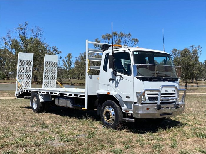 2010 Mitsubishi Fighter FM67FM 10.0