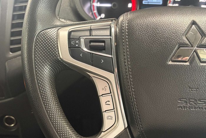 2023 Mitsubishi Triton GLX