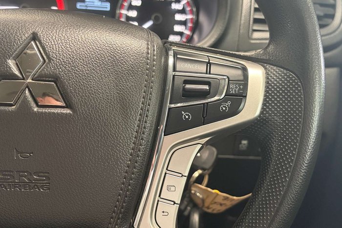 2023 Mitsubishi Triton GLX