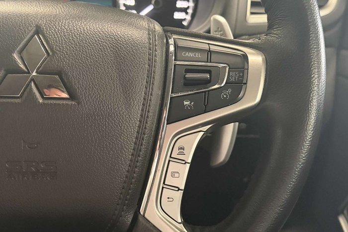 2021 Mitsubishi Pajero Sport GLS