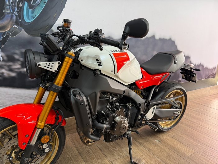 2025 Yamaha XSR900 (MTM890A) WHITE