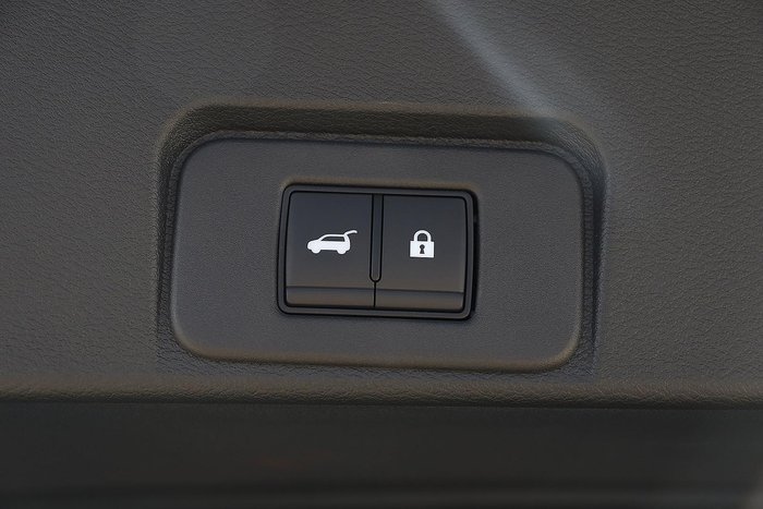 2025 Nissan X-TRAIL Ti