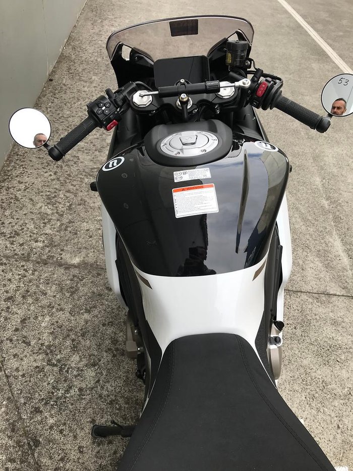 2025 CFMOTO 500 SR Voom