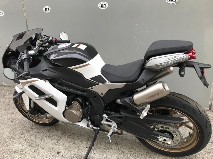 2025 CFMOTO 500 SR Voom