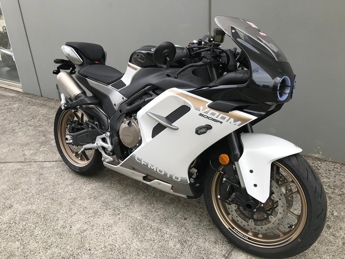 2025 CFMOTO 500 SR Voom
