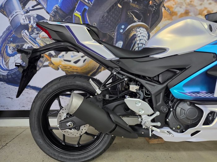 2025 Yamaha YZF-R3 WHITE