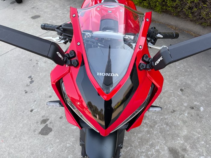2023 Honda CBR650R Red
