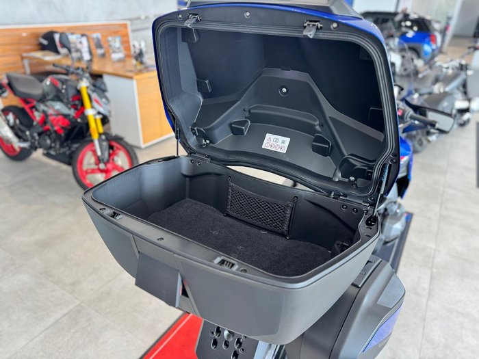 2025 BMW Motorrad R 1300 RT Impulse R 1300 Blue