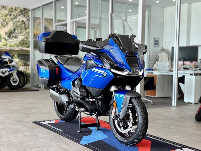 2025 BMW Motorrad R 1300 RT Impulse R 1300 Blue