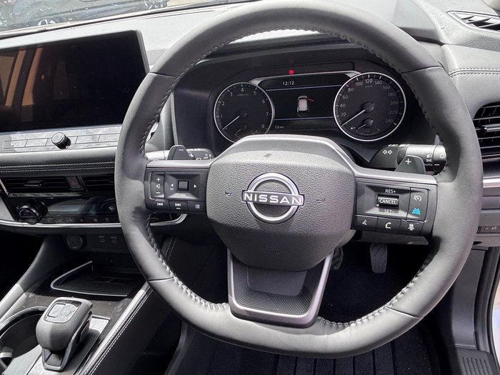 2026 Nissan X-TRAIL ST-L T33 Champagne Silver