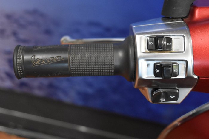 2017 VESPA SPRINT 150ie Red