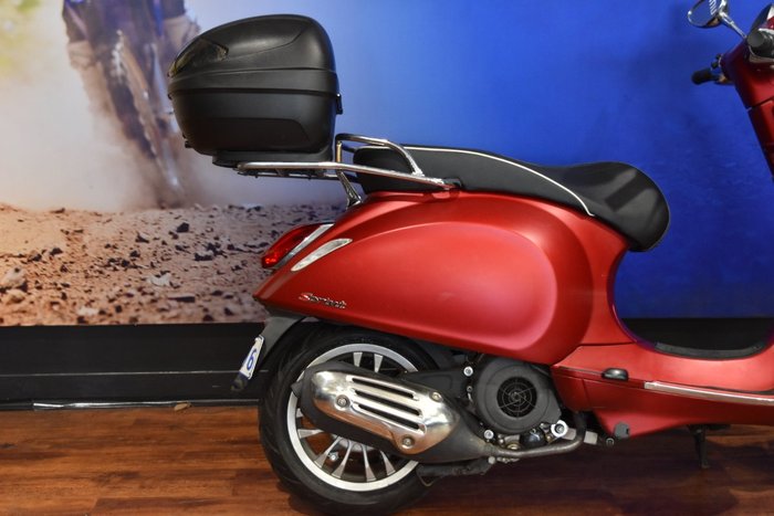 2017 VESPA SPRINT 150ie Red