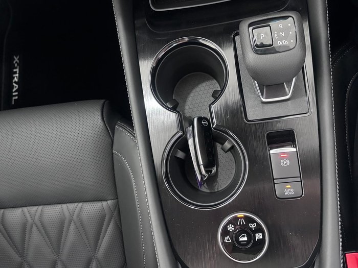 2026 Nissan X-TRAIL Ti-L T33 Champagne Silver