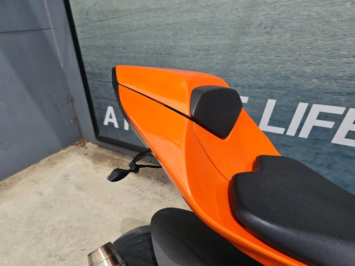 2008 Kawasaki ZX-10R (ZX1000 NINJA) Orange