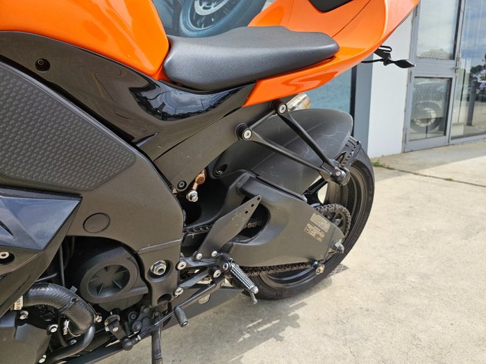 2008 Kawasaki ZX-10R (ZX1000 NINJA) Orange