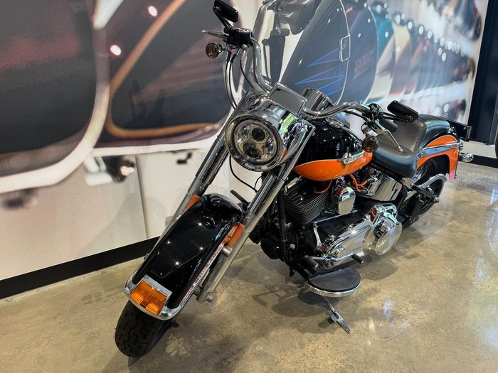 2007 Harley-Davidson Heritage Softail Classic 1584 (FLSTC) Softail Black