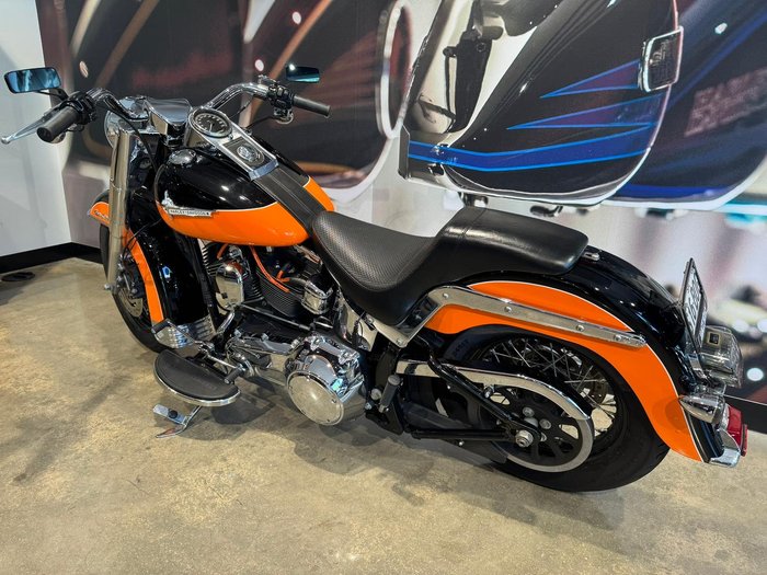 2007 Harley-Davidson Heritage Softail Classic 1584 (FLSTC) Softail Black