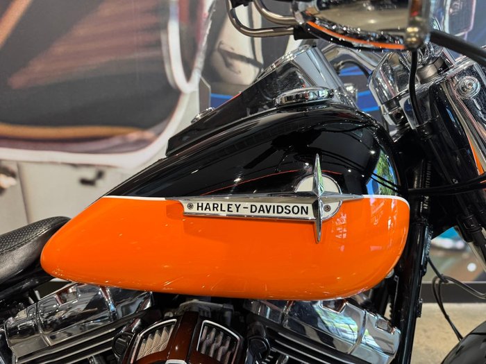 2007 Harley-Davidson Heritage Softail Classic 1584 (FLSTC) Softail Black