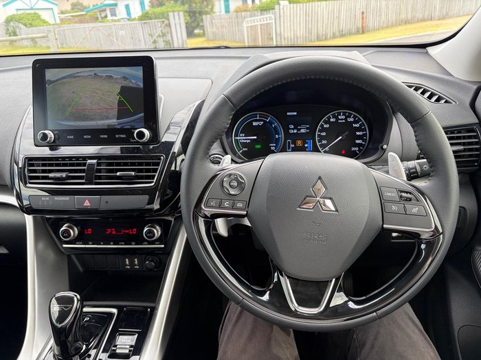 2024 Mitsubishi Eclipse Cross PHEV ES