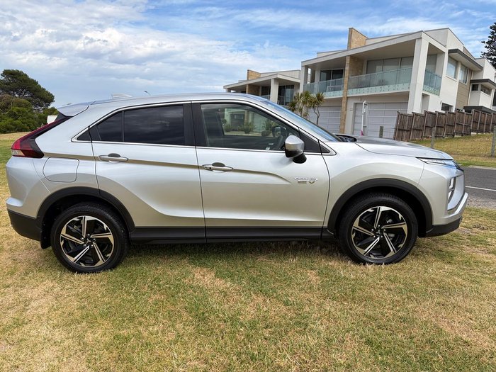 2024 Mitsubishi Eclipse Cross PHEV ES